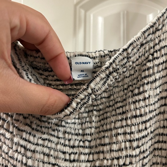 Old Navy Black and White Striped Jumpsuit - Picture 3 of 3